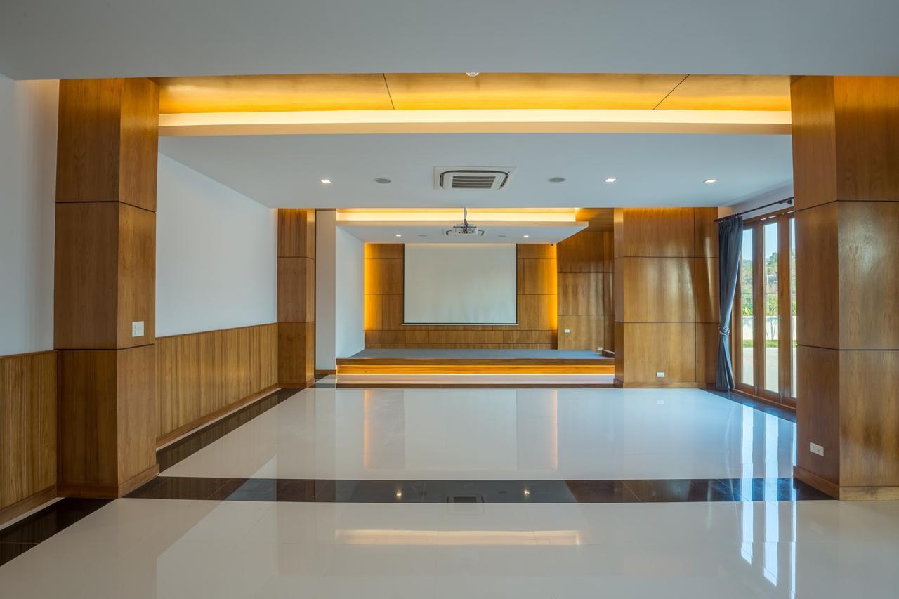 Sann View Hotel Thoeng Extérieur photo
